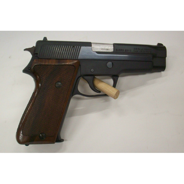 Browning BDA Semi-Auto Pistol in 9mm by Sig-Sauer System