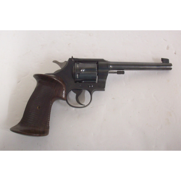 Colt Officer Model Double Action Target Revolver in 22 LR